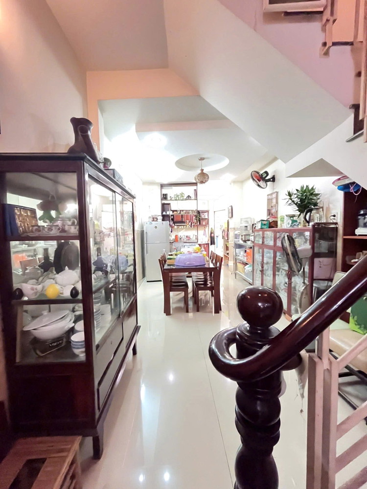 Nhà 74.2m2 hẻm 3m Phạm Thế Hiển P4Q8, Giá : 7.28 Tỷ (T/L)
