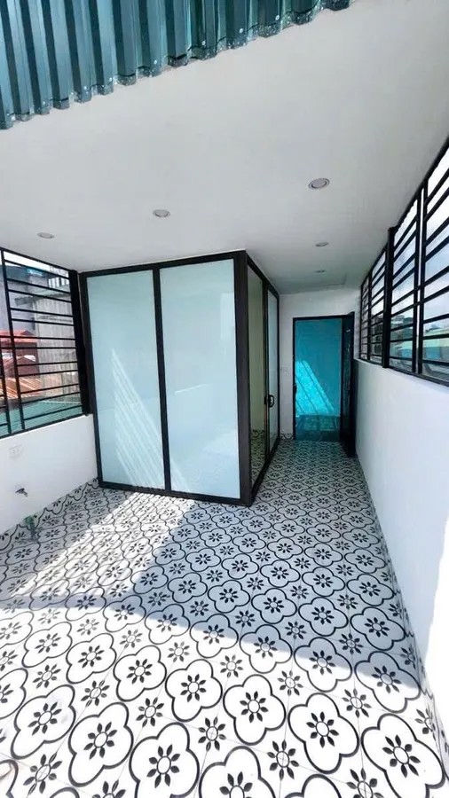 Bán Nhà Khương Thượng 32m2. 5 tầng. mặt tiền 3.4m. giá 8.5 Tỷ Đống Đa Hà Nội