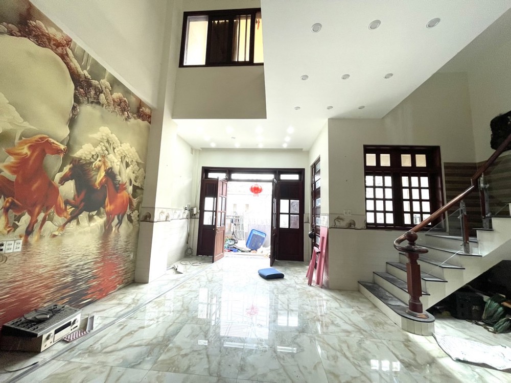Bán nhà hẻm Q.12, đường Đông Hưng Thuận 42. DT 120m2, 4 tầng, 6PN, SH. Giá 7.6 tỷ