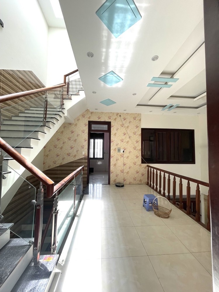 Bán nhà hẻm Q.12, đường Đông Hưng Thuận 42. DT 120m2, 4 tầng, 6PN, SH. Giá 7.6 tỷ