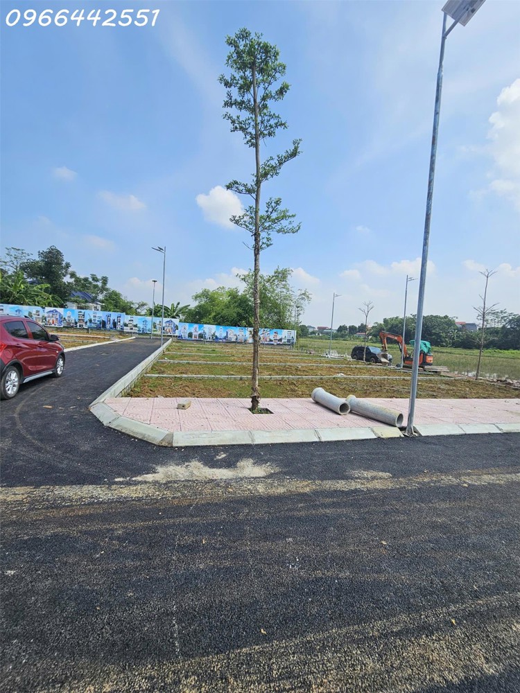 Bán gấp lô đất giá rẻ gần bến xe Yên Nghĩa ngã tư Hữu Văn 107.5m nhỉnh 1tỷ