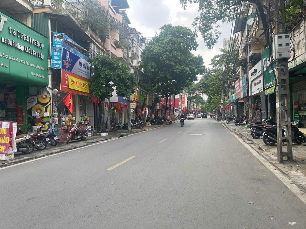 Bán nhà mặt phố Hoàng Văn Thá chỉ hơn 300tr/mi vỉa hè rộng kinh doanh sầm uất - Lô góc 83m 32 tỷ