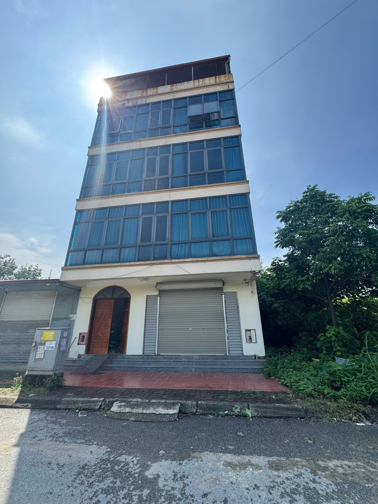 Bán Hotel  15 Phòng Tại Đường 32, Xã Ngọc Tảo, Phúc Thọ, Hà Nội, Giá Siêu Hời 9 Tỷ,112M2