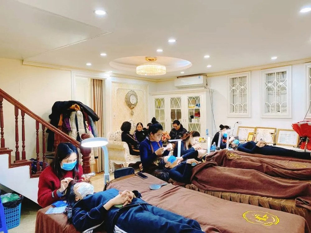 LÔ GÓC 3 THOÁNG! BÁN BIỆT THỰ MP KHƯƠNG TRUNG 85M2 5T, MT 5.3M, GIÁ 25.5 TỶ