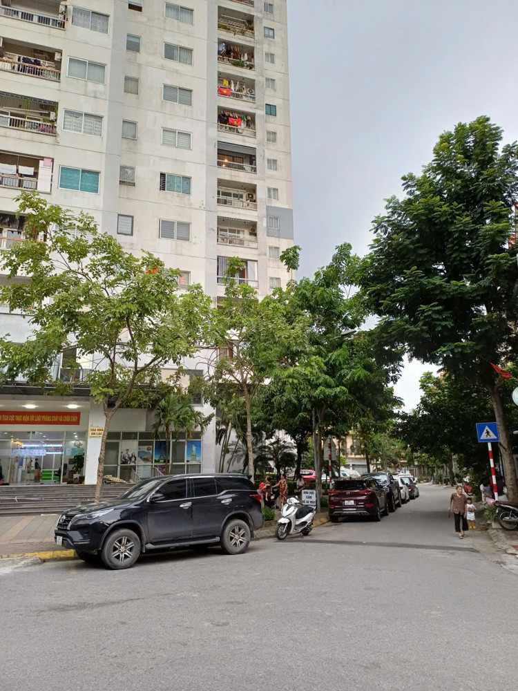 Nhà 5 tầng, giá 17,5 tỷ – Rẻ nhất khu vực KĐT Nam La Khê, Hà Đông