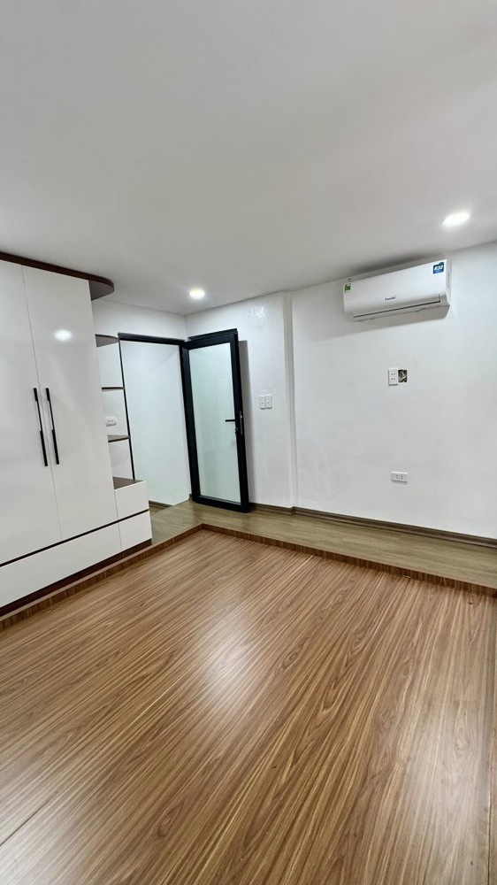 💥💥Tầng 2 TT Kim Mã, Ba Đình 90m, 3PN 2WC, Full nội thất đẹp, 6.6 tỷ