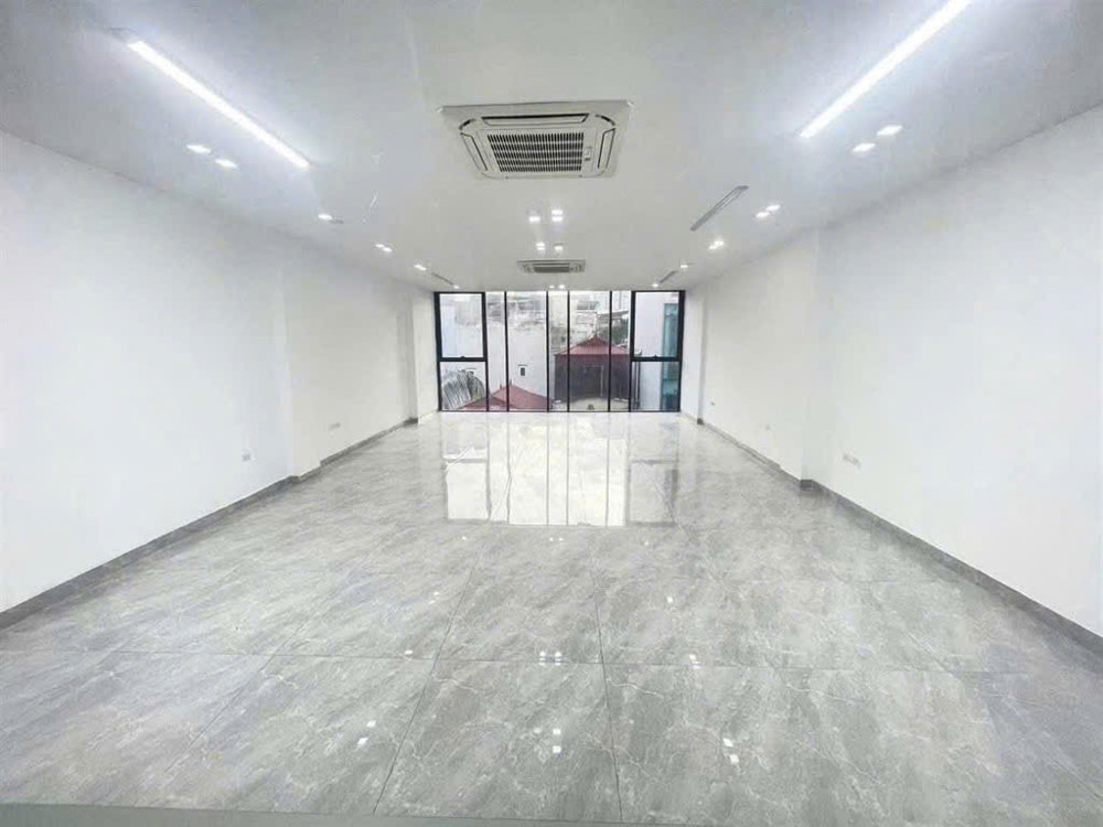 MẶT PHỐ THANH XUÂN - TÒA VP 8 NỔI 1 HẦM - VỈA HÈ - DÒNG TIỀN - SỔ NỞ HẬU