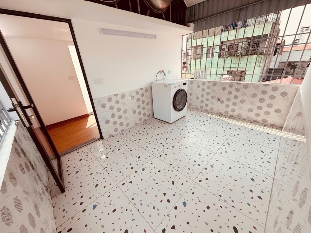 ĐỘI CẤN DT 20M x6 TẦNG 4,980 TỶ NHÀ MỚI,20M RA PHỐ,NGÕ THÔNG
