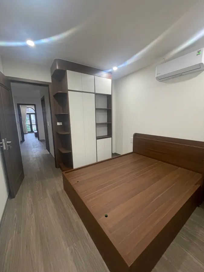 NHAF ĐẸP DÂN XÂY FULL NỘI THẤT GẦN Ô TÔ 10M TRUNG TÂM PHỐ Ngọc Thụy 42m2 X 4 Tầng 9 tỷ Long Biên Hà