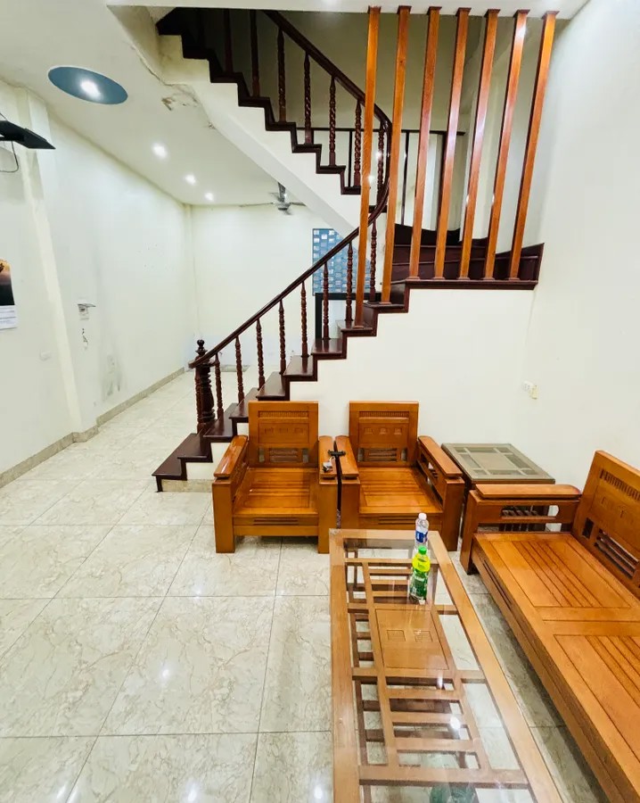 NHÀ ĐẸP DÂN XÂY KIÊN CỐ NGÕ NÔNG- THOÁNG Phố Ngọc Thụy 38m2 X 5 Tầng 6.95 tỷ Long Biên Hà Nội