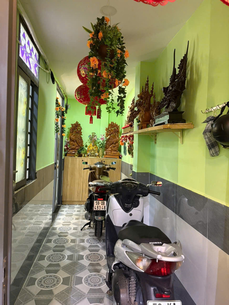 NHÀ ĐẸP TẠI MỸ HẠNH NAM- ĐỨC HÒA, FULL NỘI THẤT, VÀO Ở NGAY