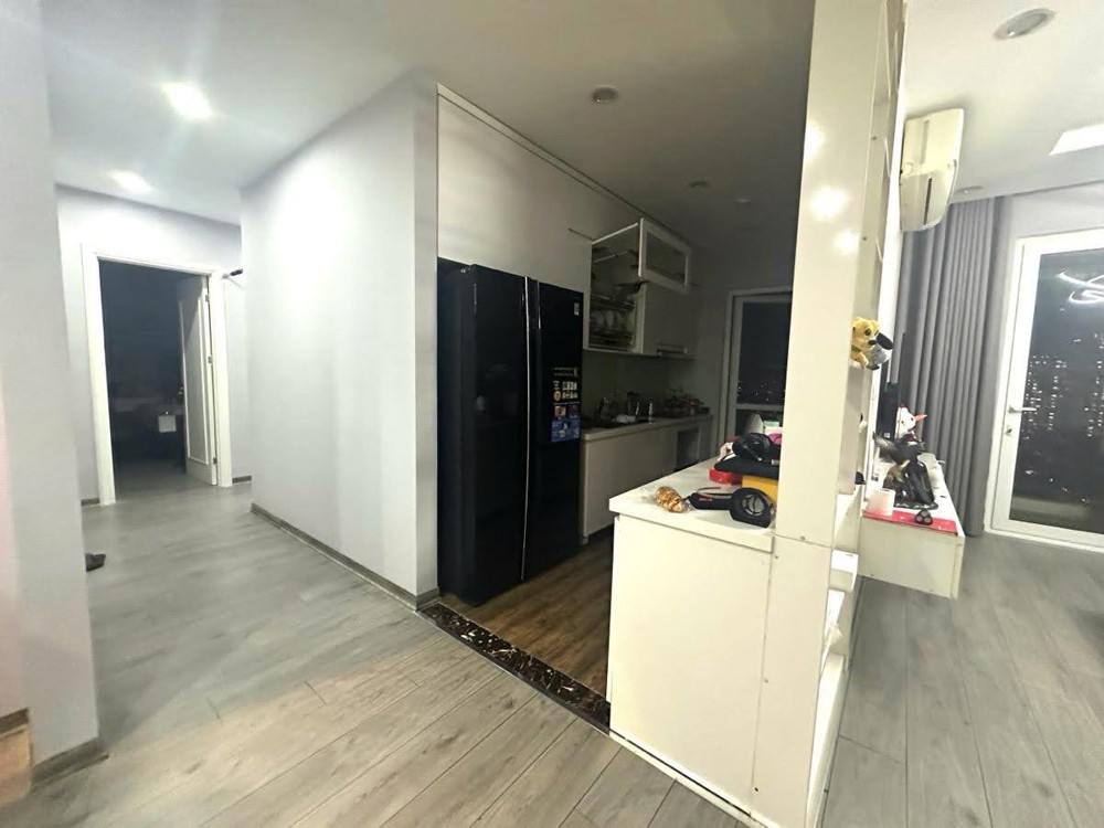 12,7 tỷ. CHCC Riverside Garden Vũ Tông Phan, Lô góc 126m, 3 ngủ, 2WC, 2 ban công, Full nội thất cao