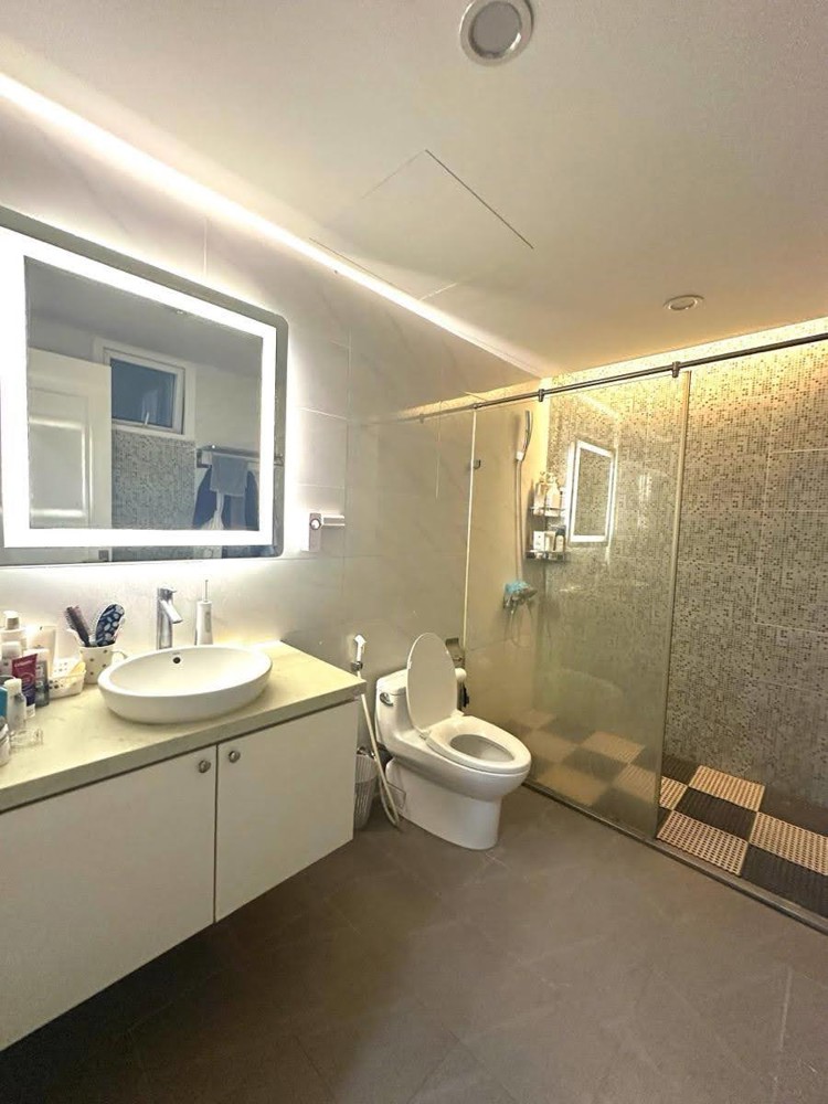 12,7 tỷ. CHCC Riverside Garden Vũ Tông Phan, Lô góc 126m, 3 ngủ, 2WC, 2 ban công, Full nội thất cao