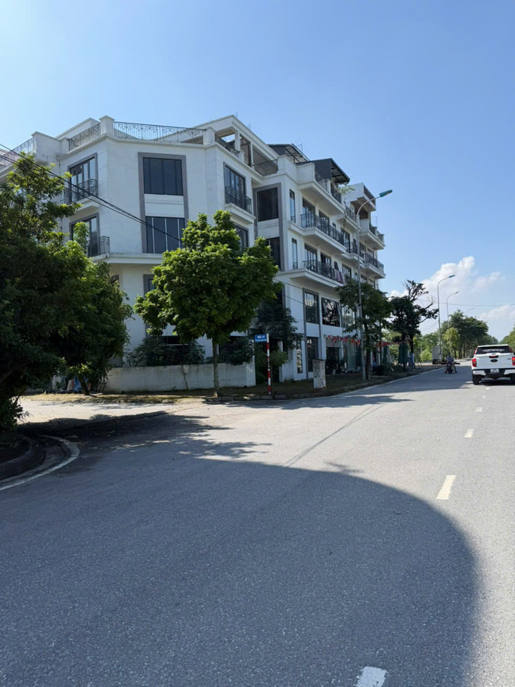 Chính chủ bán 34.2 m2 TĐC Trâu Quỳ, giá 7.5 tỷ - Liên hệ 0985865658