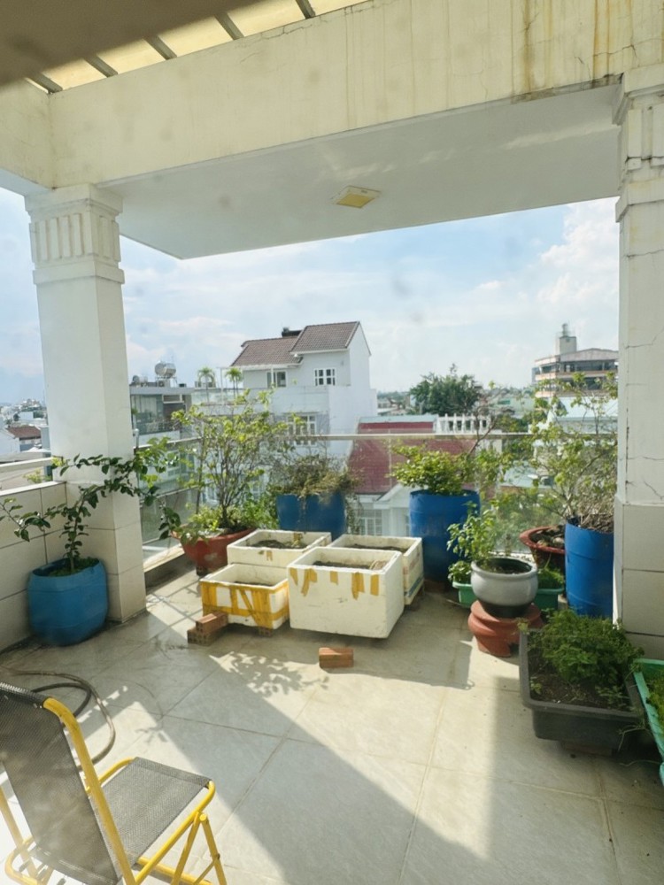 Bán nhà mặt phố 4 tầng, đường số 27, Hiệp Bình Chánh, Thủ Đức, 4x26m, 104m2, 4 PN. Giá 12.6 tỷ