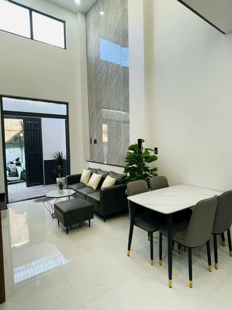 Nhà khu D, 4.1x13m, 1 trệt, 1 lầu, 2 pn, 6.3 tỷ, TL