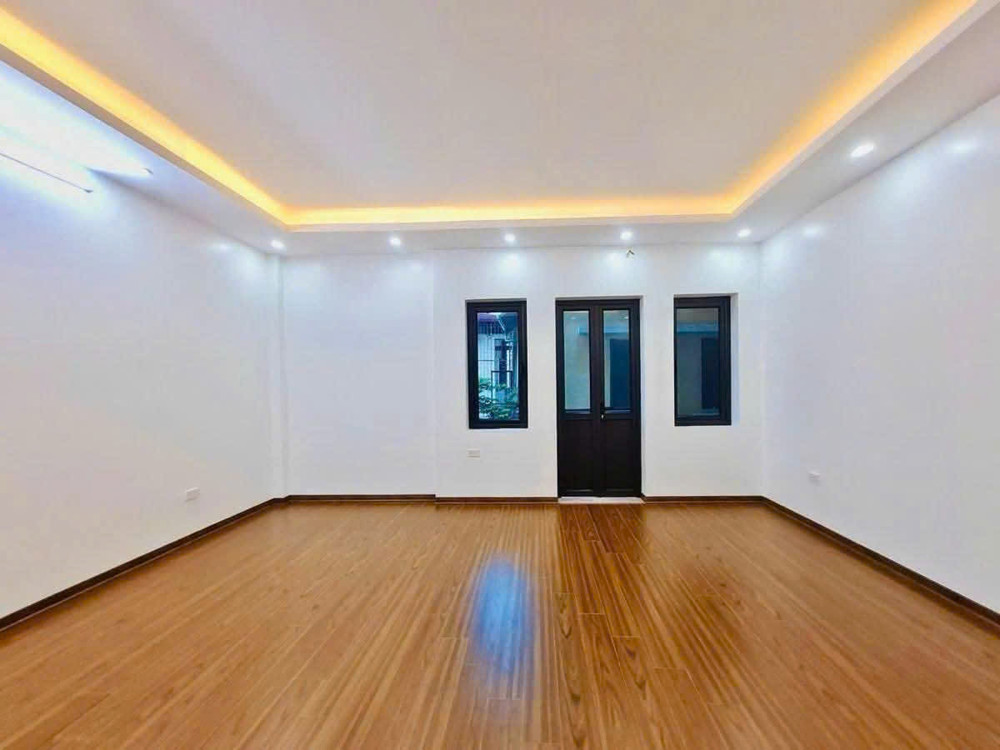Bán nhanh nhà Thụy Khuê Tây Hồ ngõ thông kinh doanh 48m² giá 10.7 tỷ