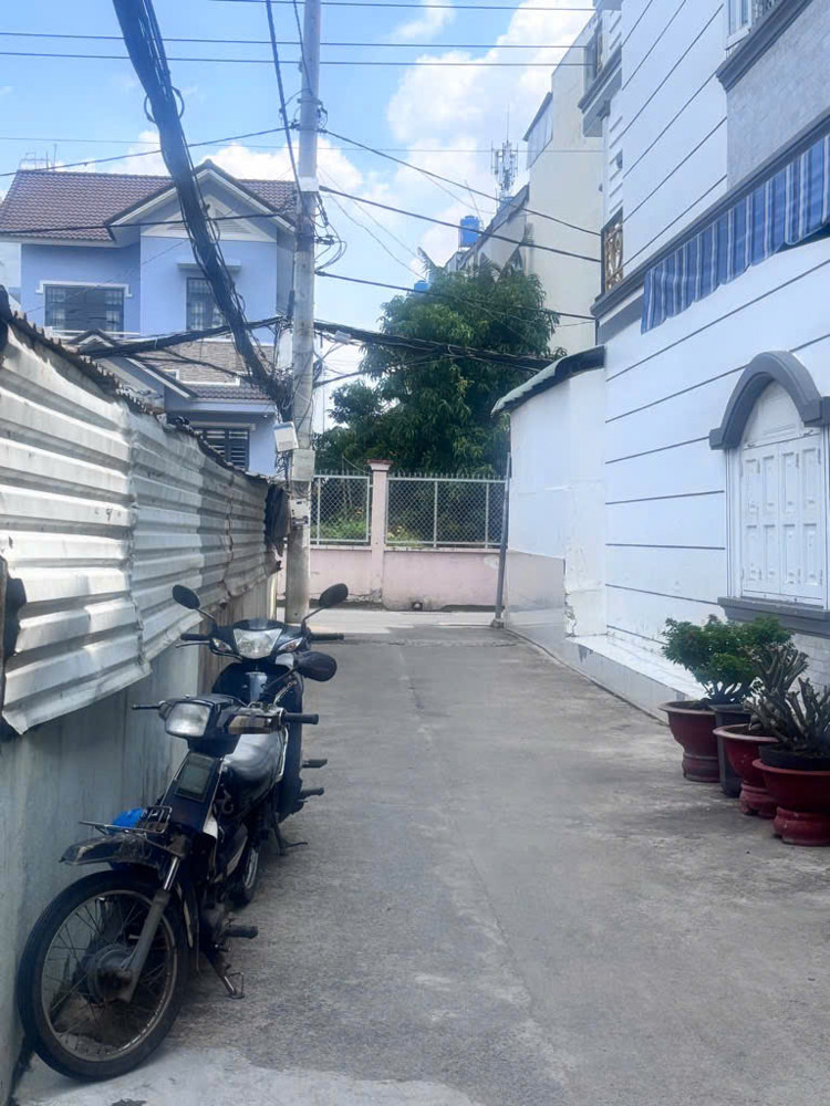 hà hẻm ô tô 1806 Huỳnh Tấn Phát, gần Phú Mỹ Hưng Q7 ,5PN, 4WC – Giá 5.85 tỷ