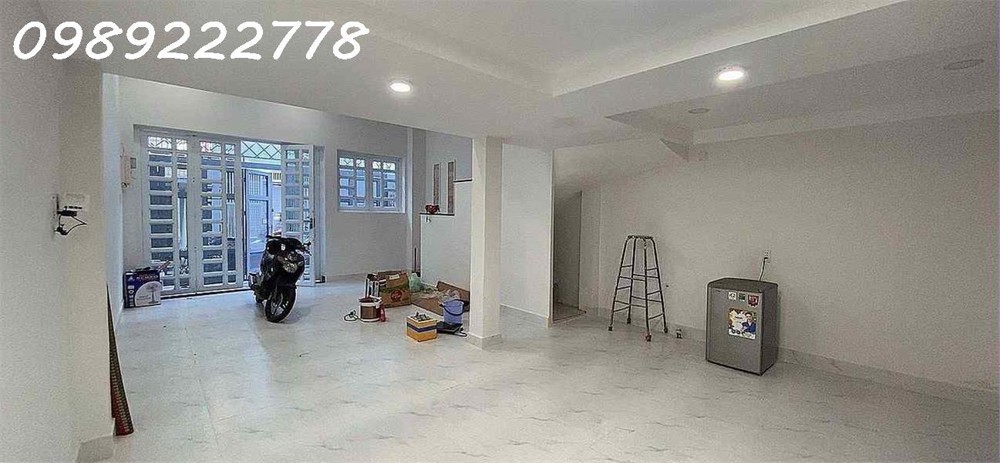 BÁN NHÀ ĐẶNG VĂN NGỮ- P10- XE HƠI NGỦ TRONG NHÀ - NGANG KHỦNG HƠN 5M - 1 XẸC THẲNG TẮP - CÁCH MẶT