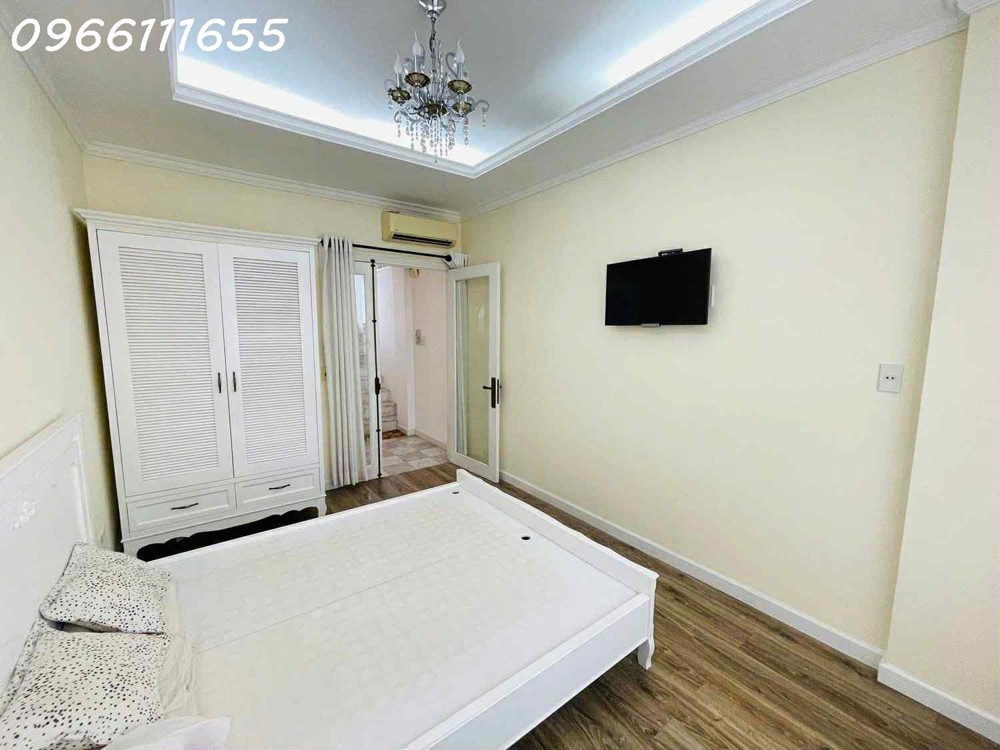 BÁN NHÀ CỐNG QUỲNH- P.NGUYỄN CƯ TRINH - SÁT MẶT TIỀN- 5 TẦNG - 3 PHÒNG  NGỦ- NỞ HẬU ĐẸP FULL NỘI