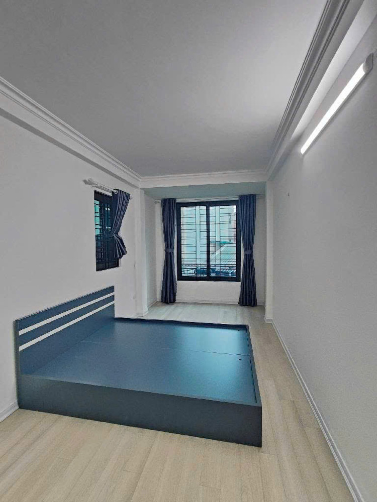 Thị trấn Văn Điển, anh em sinh đôi đẹp như minh tinh, 62m, 2 căn x 5 tầng, 9.5 tỉ