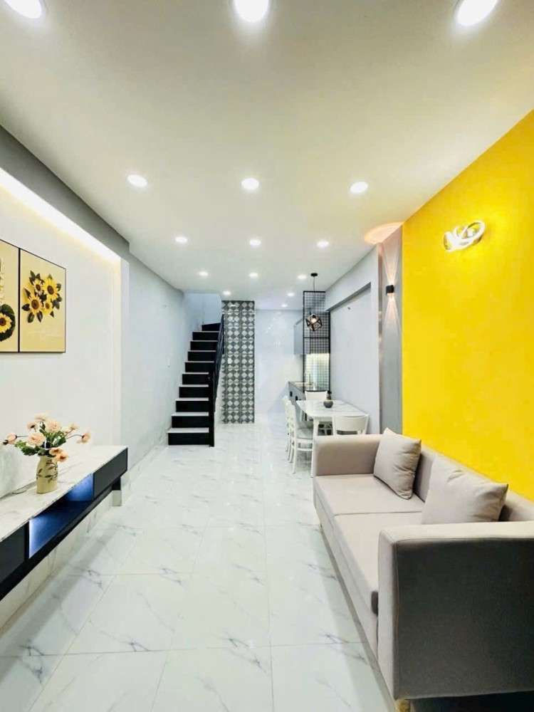 Nhỉnh 3 Tỷ – Âu Cơ – 24M² (3x8) – 2 Phòng Ngủ – Trung Tâm Tân Phú