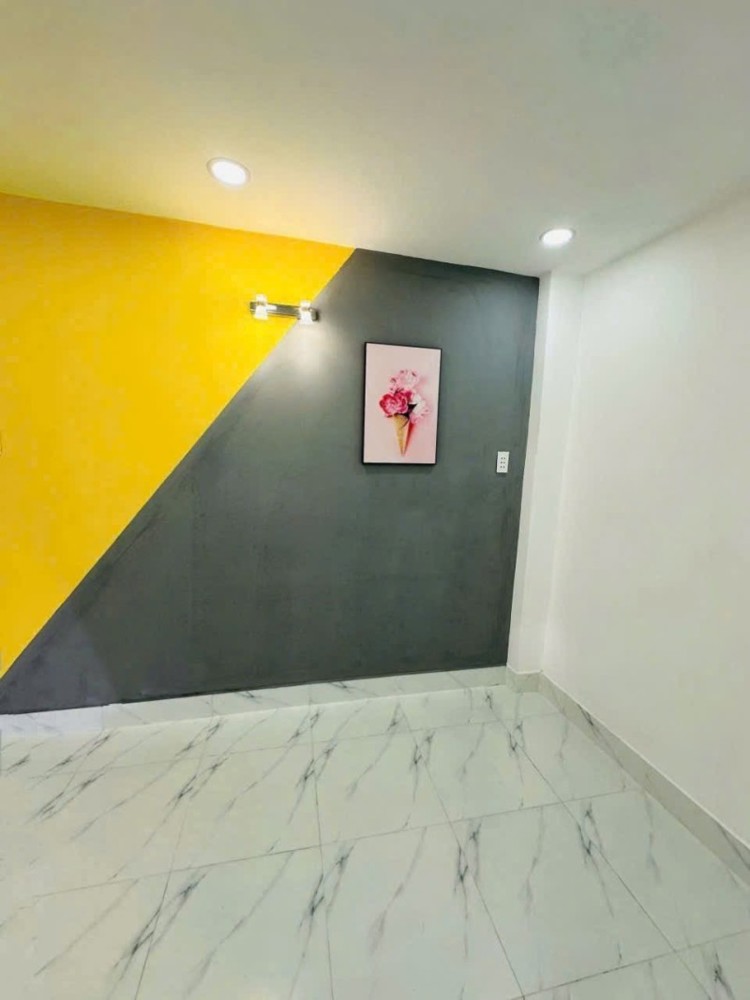 Nhỉnh 3 Tỷ – Âu Cơ – 24M² (3x8) – 2 Phòng Ngủ – Trung Tâm Tân Phú
