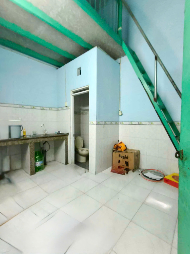 BÁN NHÀ 4 X  18M  – SHR THỚI TAM THÔN, HÓC MÔN HẺM XE HƠI GẦN QUẬN 12