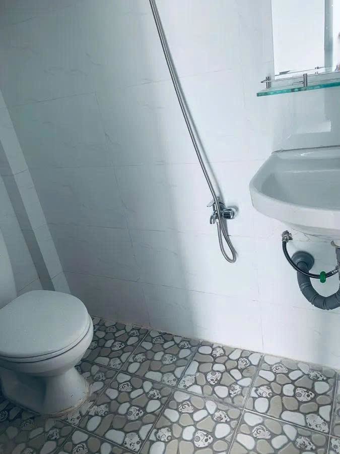 NHÀ ĐẸP - SÁT AEON - TÂN PHÚ - HXH - 2 TẦNG - DT 45M2 - NHỈNH 4 TỶ