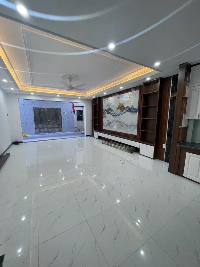 NHÀ MỚI 2 THOÁNG ,GARA Ô TÔ Vũ Xuân Thiều 50m2 X 6 Tầng mặt tiền 5m,11.8 tỷ Long Biên Hà Nội