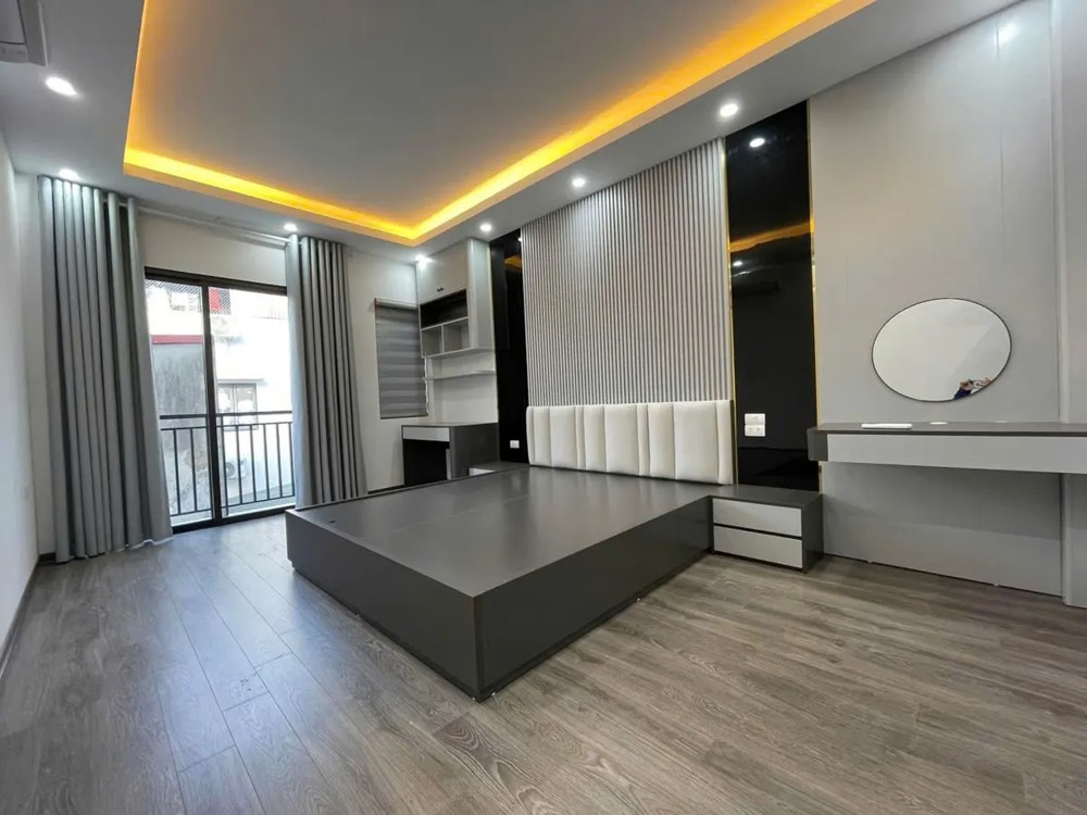 Nhà Đẹp Long Biên – 6 Tầng, Thang Máy, Gần Mặt Phố – 47m² – 12.9 Tỷ