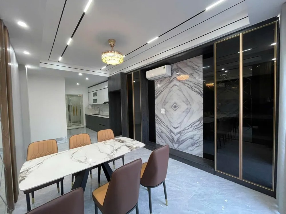 Nhà Đẹp Long Biên – 6 Tầng, Thang Máy, Gần Mặt Phố – 47m² – 12.9 Tỷ