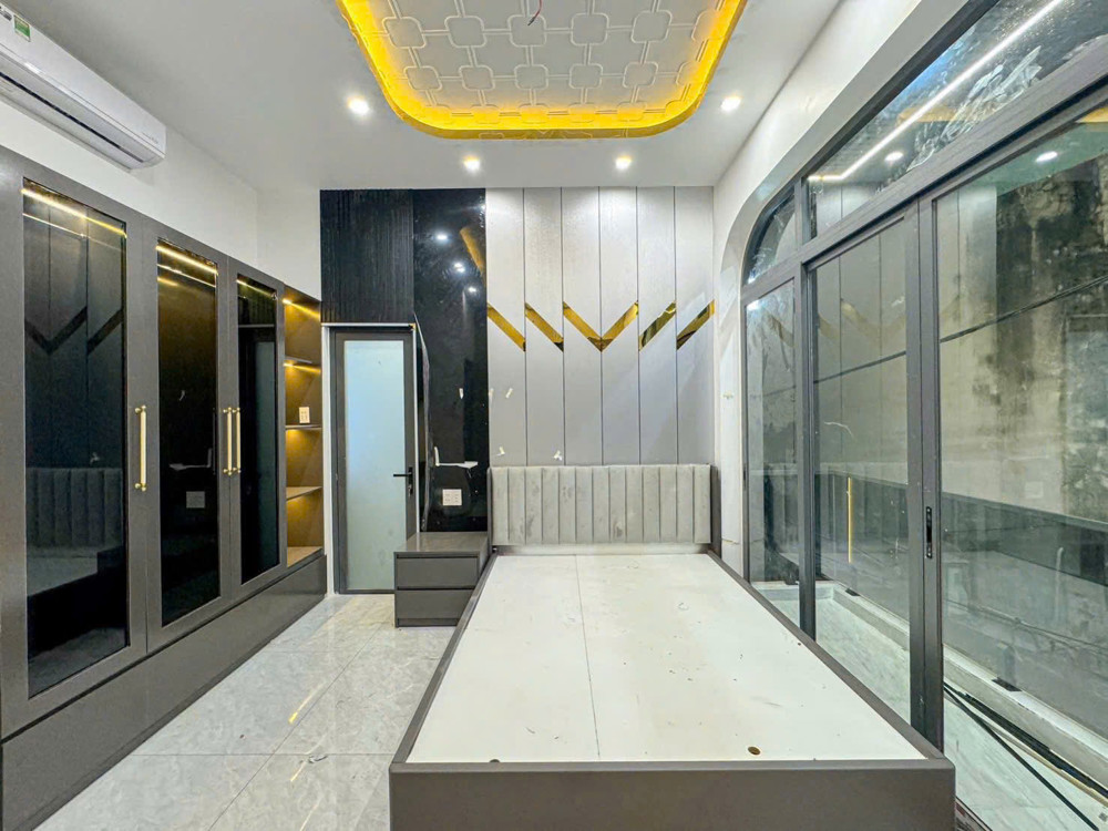 Bán nhà đẹp sổ hồng riêng – Hẻm 1834 Lô Nhì, cách Huỳnh Tấn Phát chỉ 10m