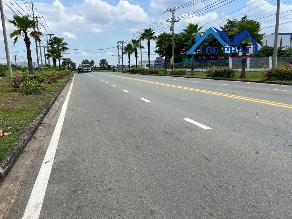 Bán đất SKK 3,1ha trong KCN Trảng Bom, Đồng Nai giá 180$/m2