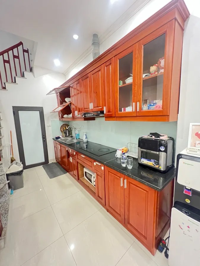 BÁN NHÀ RIÊNG PHỐ Thạch Bàn 30 M2 X 5 Tầng  5.95 Tỷ Long Biên Hà Nội