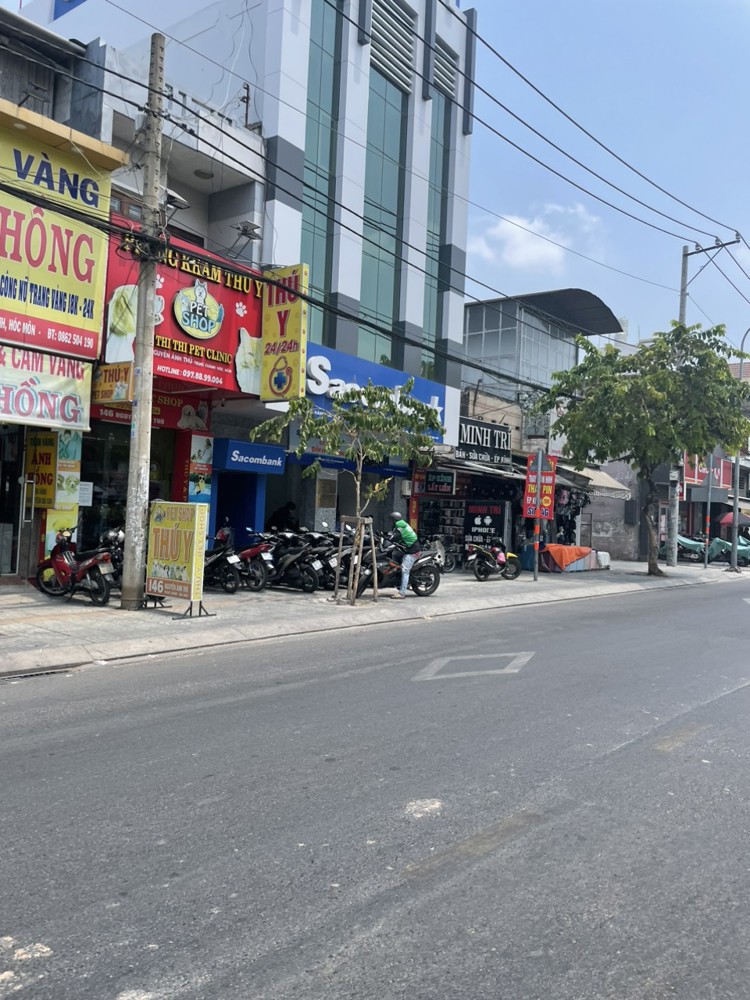 Bán nhà mặt tiền 24x60m giá 220 tỷ Đường Nguyễn Ảnh Thủ