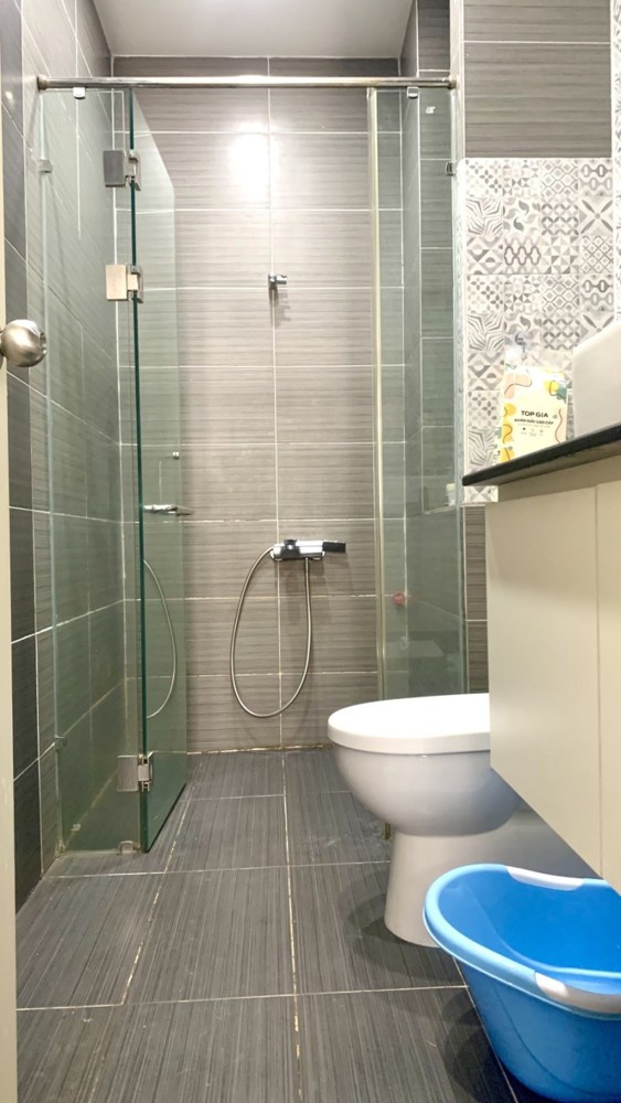 Bán nhà đường Lò Lu, Trường Thạnh, Q9,TP HCM, DT 68m2, 3 tầng, 4PN, SH, giá 6.65 tỷ