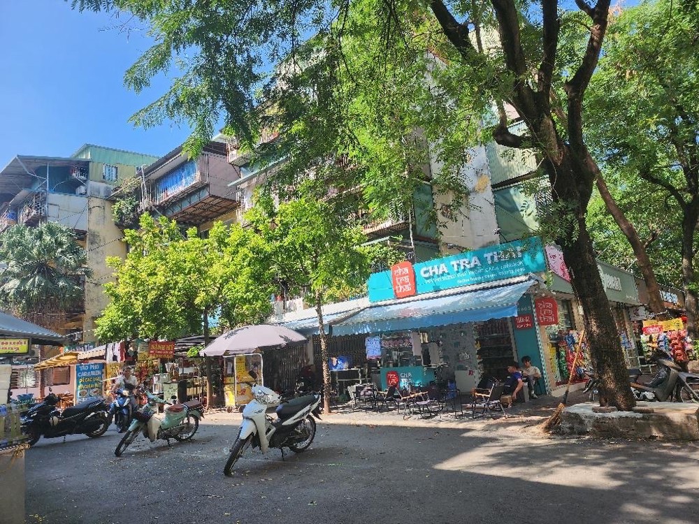 TT NGHĨA TÂN TẦNG 1-DT 70M-5,8 TỶ Ô TÔ TRÁNH,KINH DOANH SIÊU ĐỈNH ,CHO THUÊ 17TR/THÁNG