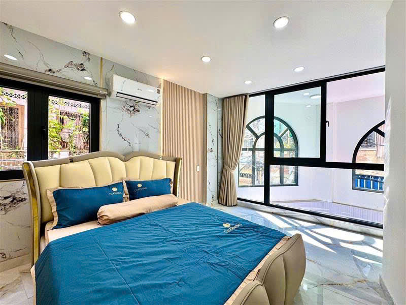 SIÊU VỊ TRÍ TÔ HIẾN THÀNH – TRUNG TÂM QUẬN 10  51m² – 5 TẦNG – 2 MẶT HẺM – CHỈ 8.9
