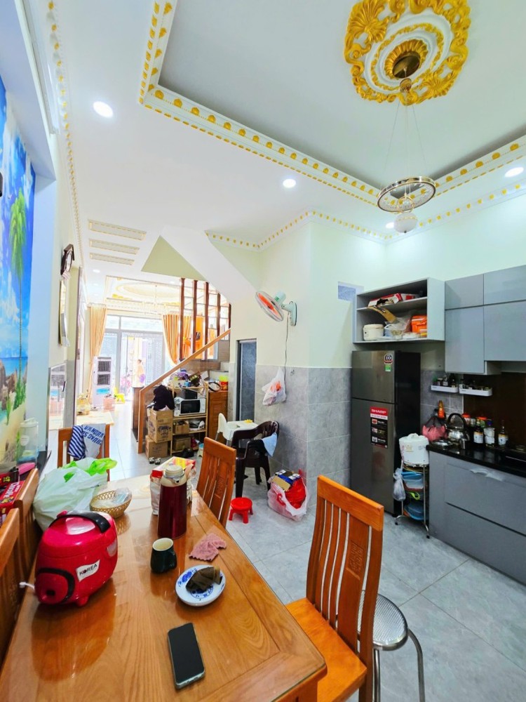 Bán nhà đường Lò Lu, Trường Thạnh, Q9. TP HCM, DT 60m2, 4 tầng, SH, 6.55  tỷ. LH: 0933125879