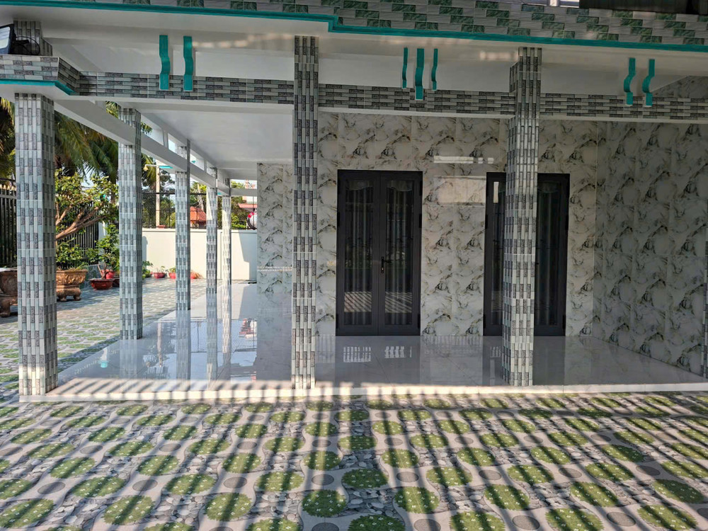BÁN NHÀ ĐẤT 557M² FULL THỔ - MẶT TIỀN ĐƯỜNG NHỰA