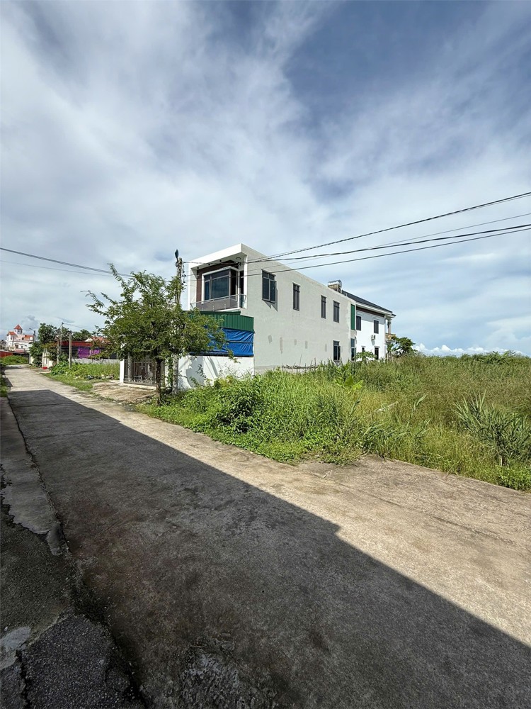Lô đất 200m² giá đầu tư chỉ 1x triệu/m² trung tâm Bàng La  ZALO 0567 222 555