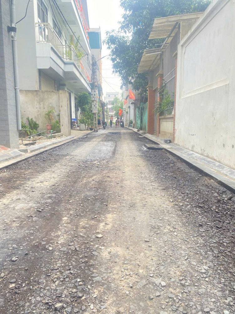CẦN BÁN ĐẤT CHỢ BỎI - HẢI BỐI - GẦN THÀNH PHỐ THÔNG MINH - SÁT SÔNG HỒ THOÁNG MÁT - GẦN CẦU NHẬT
