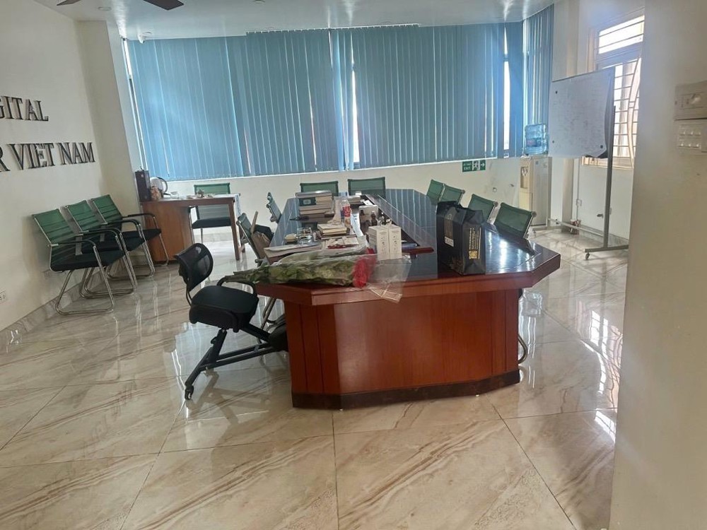 Bán toà chdv Cầu Giấy 80m2, 7 tầng, thang máy, ô tô tránh, doanh thu 1 tỷ/năm