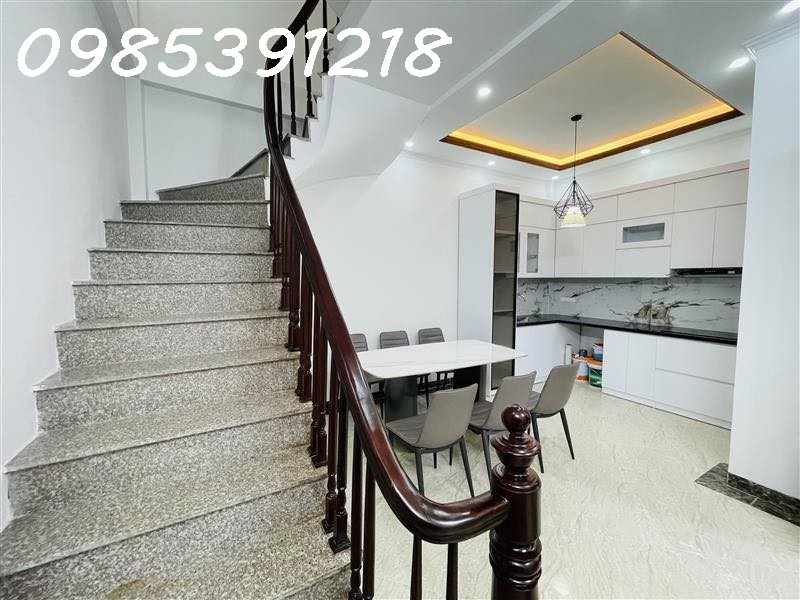 🔥NHÀ 6 NGỦ-ĐƯỜNG BỜ SÔNG- DTSD 35M2-5T- CHỈ 7.45TỶ- 3 GÁC PHI TẬN CỬA🔥