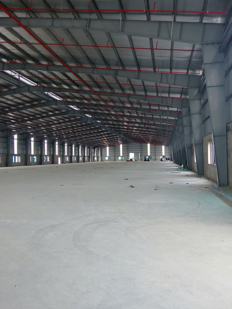 + Cho thuê kho, xưởng 2500m2  tại Yên Mỹ. Hưng Yên. Với vị trí giao thông thuận tiện, khu vực này lý