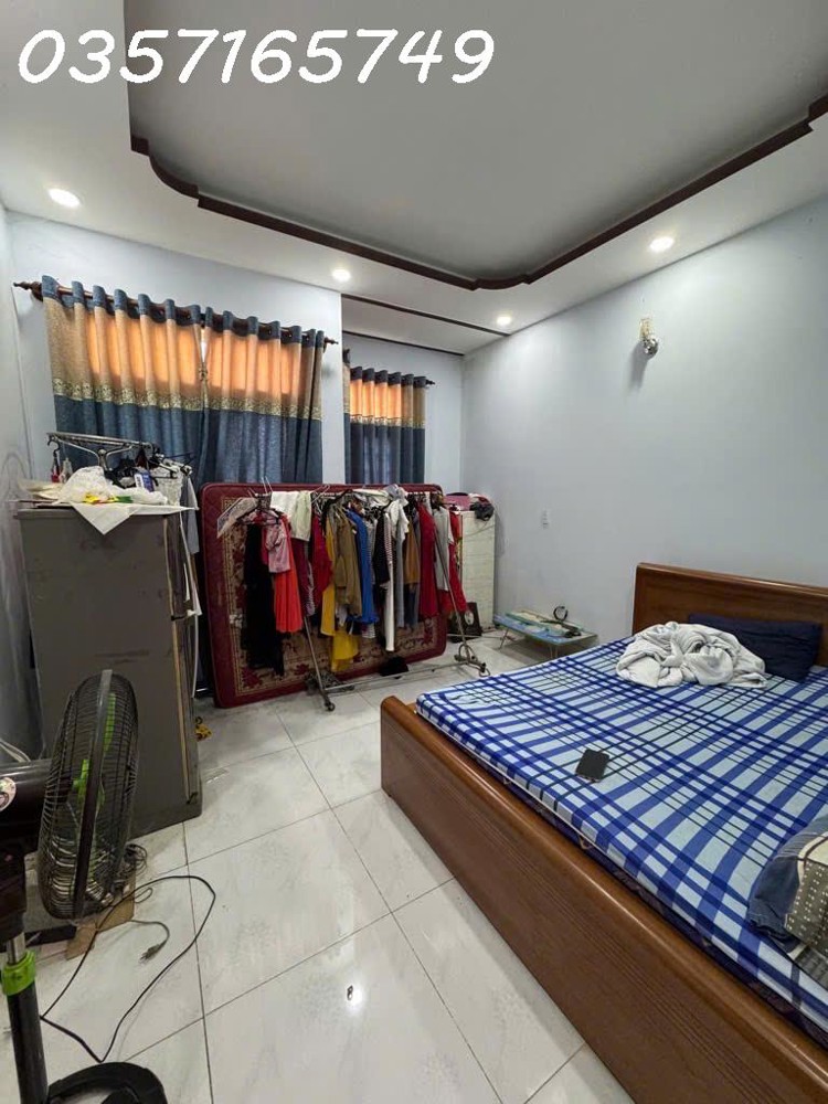 BÁN NHÀ LÀNG TĂNG PHÚ THỦ ĐỨC – 6.8 TỶ – NHÀ ĐẸP 3 TẦNG, HẺM NHỰA 7M, KHU DÂN TRÍ CAO - 5P RA NGÃ
