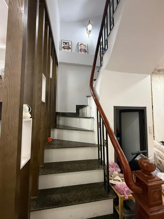 BÁN NHÀ DÂN XÂY Phố Thanh Am 42m2 X 5 Tầng X 6.85 tỷ Long Biên Hà Nội