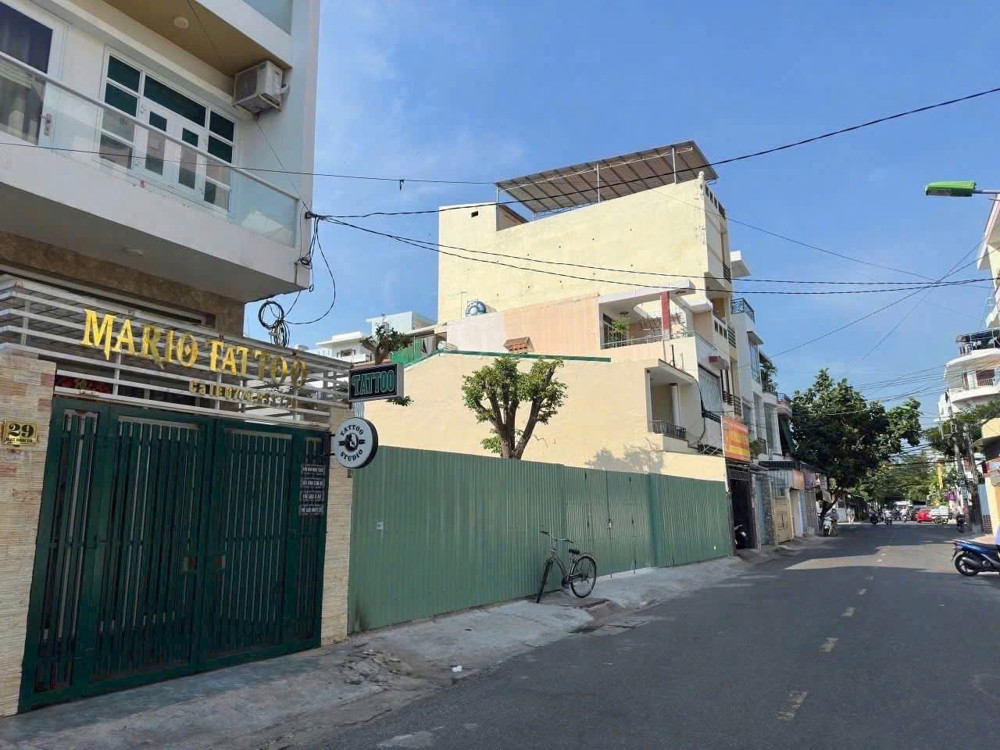 BÁN LÔ ĐẤT SIÊU VIP ĐƯỜNG MẠC ĐINH CHI, TÂN TIẾN, TP NHA TRANG 
Diện tích:  311,9m2 Giá bán : 42