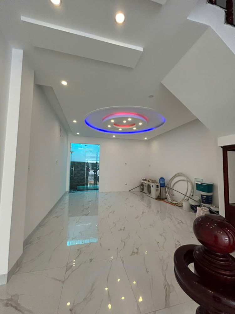 Nhà 4 tầng trung tâm Hà Quang 2 – 7PN – doanh thu 25tr/tháng – giá 12 tỷ